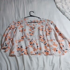 Liz Claiborne White Peasant Blouse with Peach & Navy Floral Print